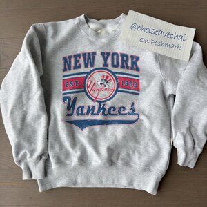 New York Yankees Baseball Sweatshirt Retro 90s MLB New York Yankees Shirt Tee